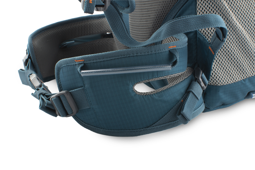 Fly 30 petrol - Loop on the left side of the waist belt.