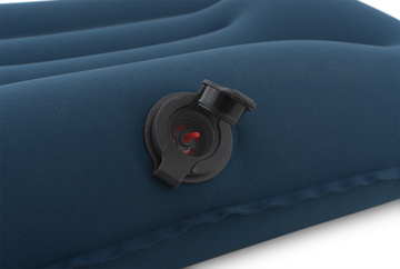 Pillow blue ventil open detail kopie